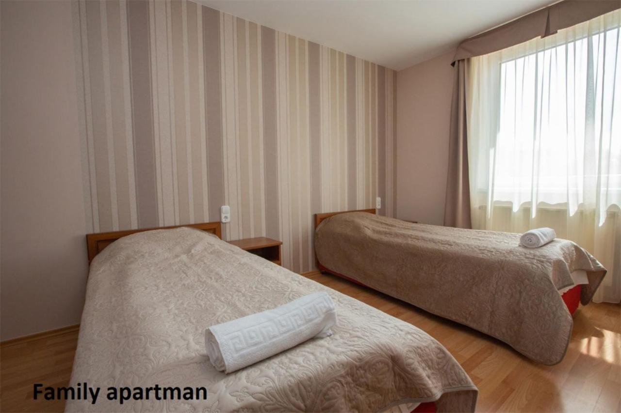 Liza Apartmanok ไฮจ์ดุสโซบอสโล ภายนอก รูปภาพ